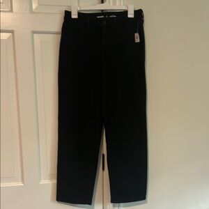 Old navy high waisted wow loose fit jeans. Petite.